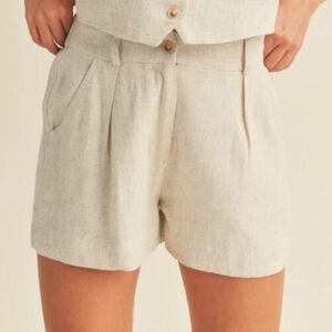 High Waist Linen-Blend Shorts in Light Beige